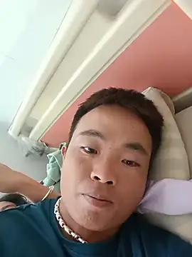 Snapshot of boy-pho- chatting on June 25, 5:56 am boy-pho- online show from June 25, 5:56 am