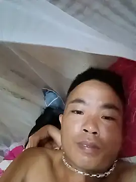 Snapshot of boy-pho- chatting on July 18, 12:04 am boy-pho- online show from July 18, 12:04 am