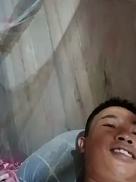 Snapshot of boy-pho- chatting on July 19, 3:05 pm boy-pho- online show from July 19, 3:05 pm