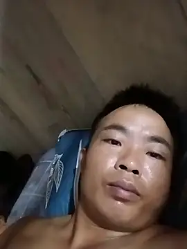 Snapshot of boy-pho- chatting on August 3, 7:50 pm boy-pho- online show from August 3, 7:50 pm