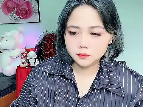 Nhanlu009 online show from May 4, 11:56 pm