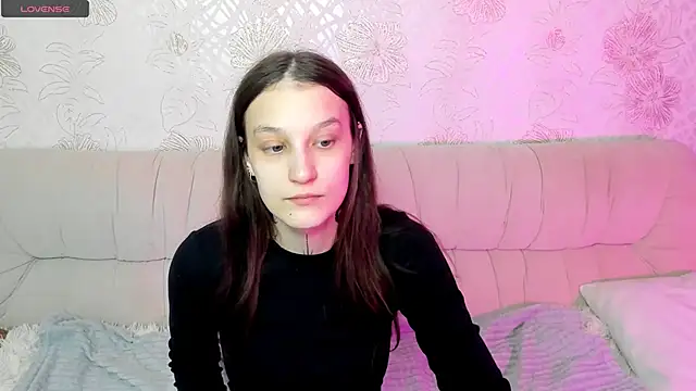 Snapshot of Kriss_Doeil chatting on May 24, 2:38 am Kriss Doeil online show from May 24, 2:38 am