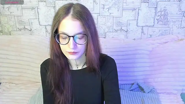 Snapshot of Kriss_Doeil chatting on May 29, 2:20 am Kriss Doeil online show from May 29, 2:20 am