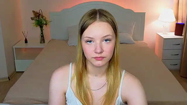 StaceyyJones online show from May 30, 9:17 am