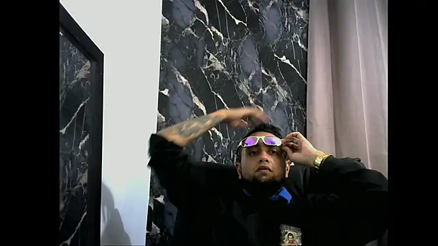 Santi rogue online show from March 20, 6:51 am