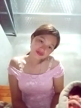 Snapshot of gogo-min chatting on April 2, 2:04 pm gogo-min online show from April 2, 2:04 pm