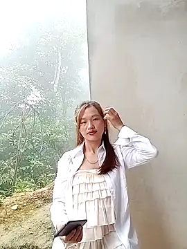Snapshot of gogo-min chatting on April 20, 12:46 am gogo-min online show from April 20, 12:46 am