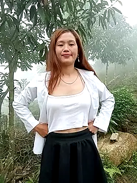 Snapshot of gogo-min chatting on April 21, 2:51 am gogo-min online show from April 21, 2:51 am