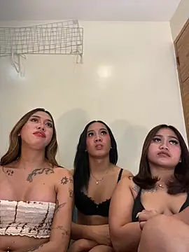 hugecock collins online show from May 24, 7:41 pm