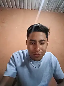 Snapshot of Fockbbish chatting on May 30, 7:22 pm Fockbbish online show from May 30, 7:22 pm