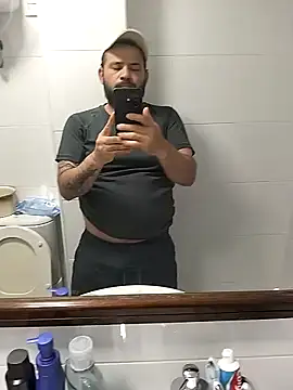 colom1234 online show from March 27, 2:39 pm