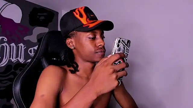 Bryxxxon online show from May 26, 10:28 pm