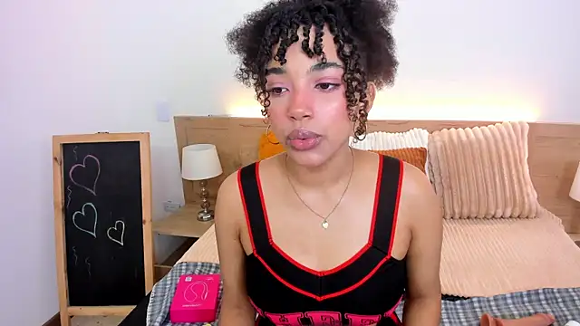 JazmyXXX online show from May 26, 8:16 pm