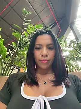 MonserratJons01 online show from July 16, 8:59 pm