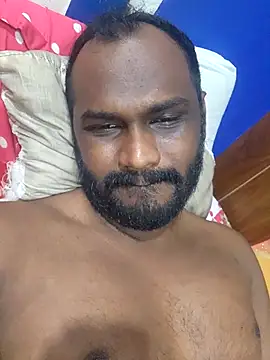 Snapshot of singletamilguy chatting on April 8, 8:09 pm singletamilguy online show from April 8, 8:09 pm