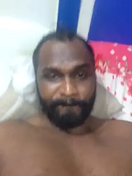 Snapshot of singletamilguy chatting on April 15, 5:42 pm singletamilguy online show from April 15, 5:42 pm