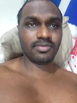 Snapshot of singletamilguy chatting on April 17, 7:28 pm singletamilguy online show from April 17, 7:28 pm