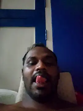Snapshot of singletamilguy chatting on April 21, 8:53 am singletamilguy online show from April 21, 8:53 am