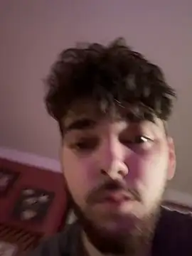 Snapshot of dommydom7177 chatting on March 23, 8:46 pm dommydom7177 online show from March 23, 8:46 pm