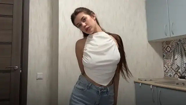 LypsiXo online show from May 21, 3:52 pm