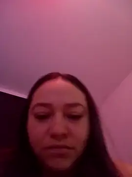 Snapshot of SabrinaVantress chatting on May 3, 3:34 am SabrinaVantress online show from May 3, 3:34 am