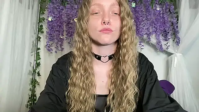 ElfGirlAna online show from July 8, 3:05 pm