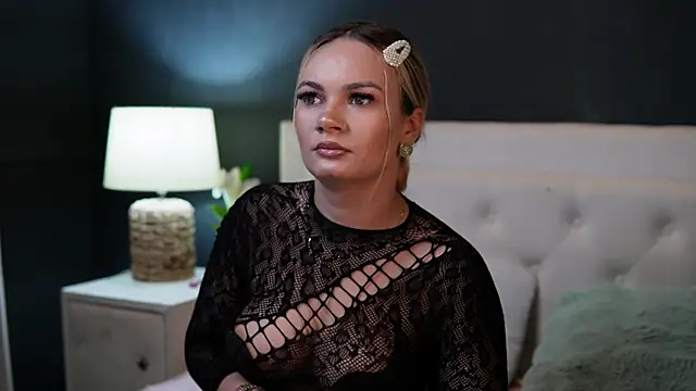 DaliaParis online show from May 27, 8:17 pm