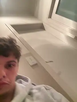 surfboy07 online show from March 19, 4:22 pm