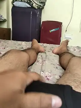 Snapshot of yoursTelugu_boy chatting on March 25, 7:47 am yoursTelugu boy online show from March 25, 7:47 am