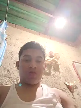 alee28728 online show from March 23, 6:06 am