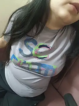 Snapshot of neelam_rawat chatting on May 16, 12:15 pm neelam rawat online show from May 16, 12:15 pm