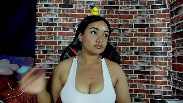 SofiiaCutee online show from May 20, 3:45 am