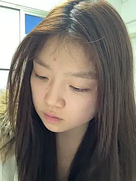 Snapshot of XJZ-01 chatting on March 30, 3:35 pm XJZ-01 online show from March 30, 3:35 pm