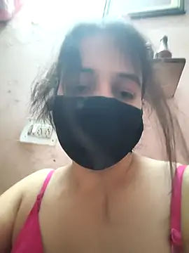 REENA-STRIP online show from May 1, 9:03 am