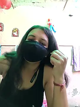 REENA-STRIP online show from May 4, 5:58 am