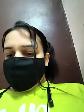 REENA-STRIP online show from May 8, 6:19 am