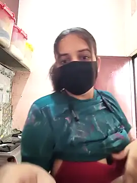 REENA-STRIP online show from May 9, 7:24 am