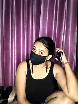 REENA-STRIP online show from May 13, 6:38 pm