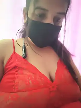 REENA-STRIP online show from May 19, 6:20 am
