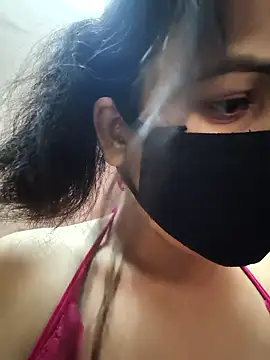 REENA-STRIP online show from May 24, 9:36 am