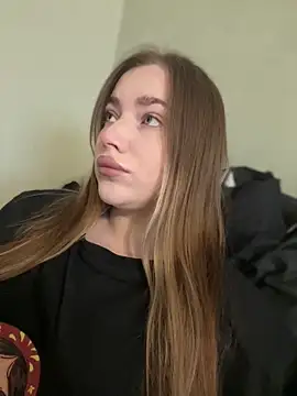 milana millka online show from March 23, 8:40 am