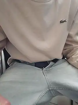 Skinboy06 online show from May 19, 9:04 am