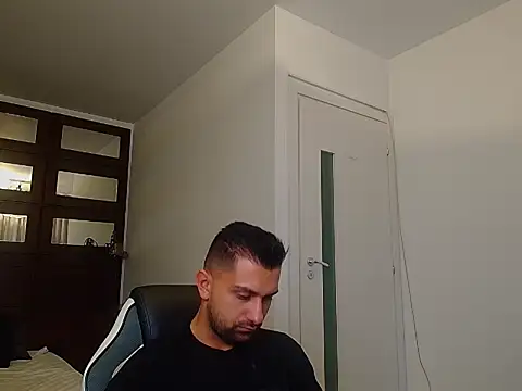 BryceReign online show from May 11, 4:29 am