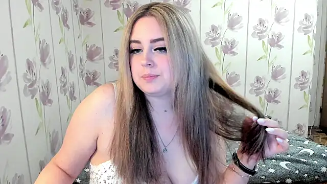 Agathameoww online show from May 14, 9:32 pm