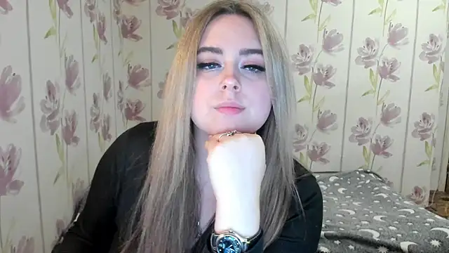 Agathameoww online show from May 16, 9:35 pm