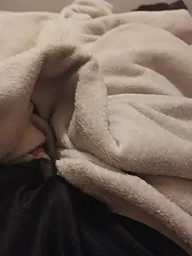 Snapshot of magrinpauzdomg chatting on March 20, 10:42 am magrinpauzdomg online show from March 20, 10:42 am