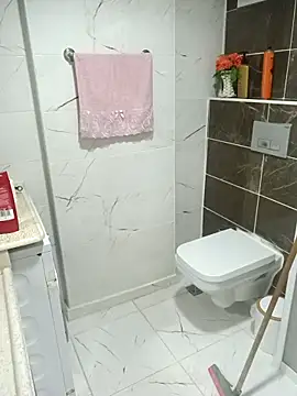 Snapshot of Enes-J chatting on March 24, 7:41 pm Enes-J online show from March 24, 7:41 pm