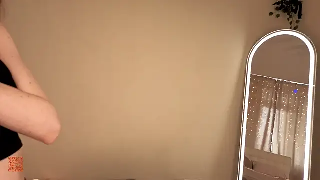 JoselynNeave online show from July 9, 8:07 am
