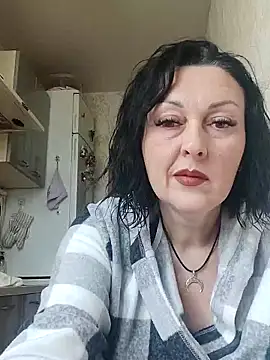 Snapshot of HelgaDennis chatting on March 28, 1:54 pm HelgaDennis online show from March 28, 1:54 pm