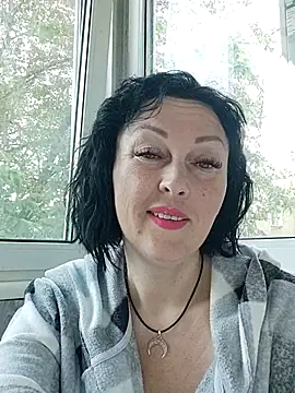HelgaDennis online show from May 22, 3:57 am